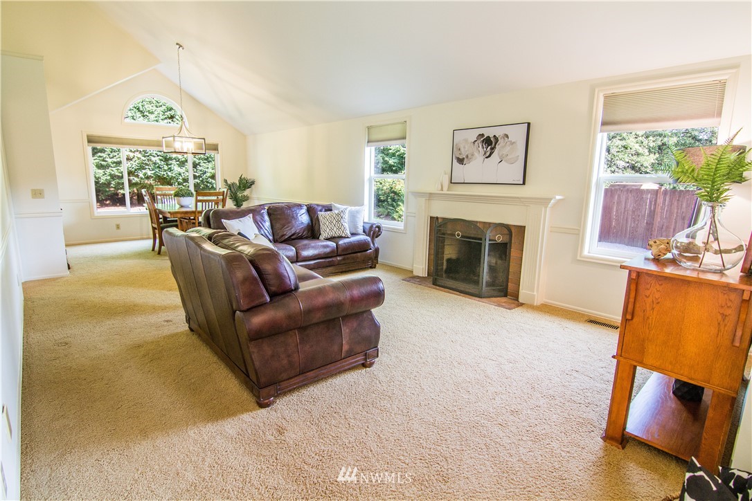 3030 187th Place Southeast Bothell, WA 98012 - Photo 4 of 25