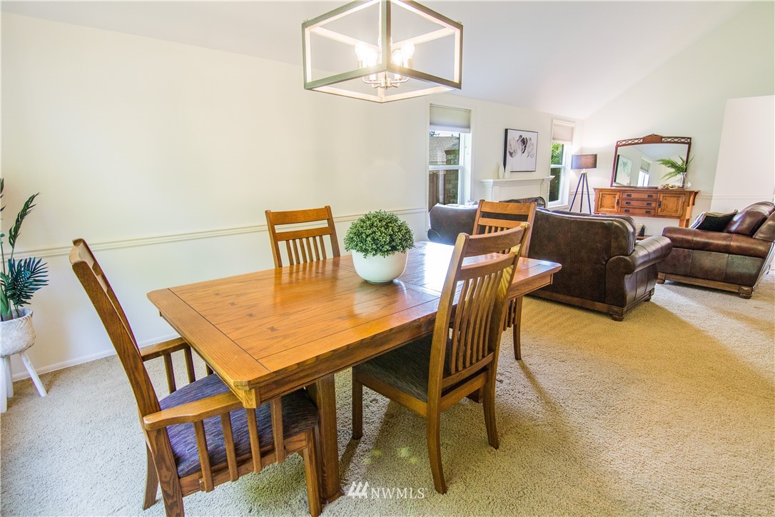 3030 187th Place Southeast Bothell, WA 98012 - Photo 5 of 25