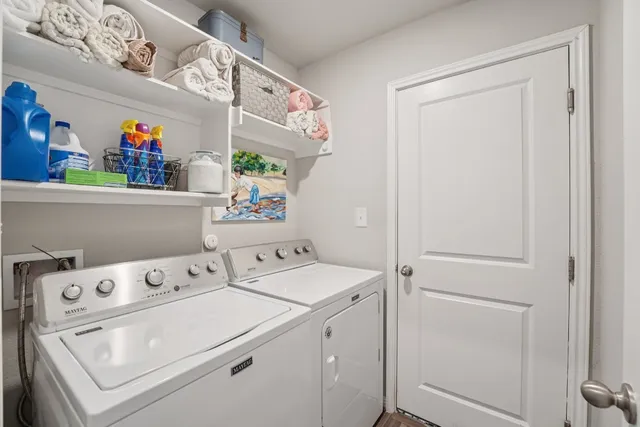 $382,500 | 507 Bluejack Way, Hutto, TX 78634