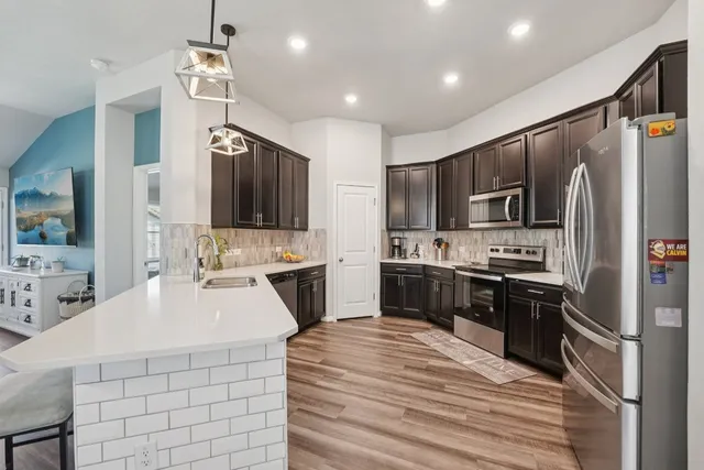 $382,500 | 507 Bluejack Way, Hutto, TX 78634