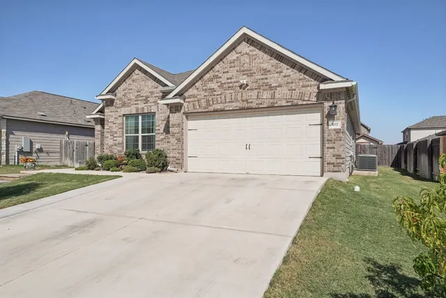 $382,500 | 507 Bluejack Way, Hutto, TX 78634