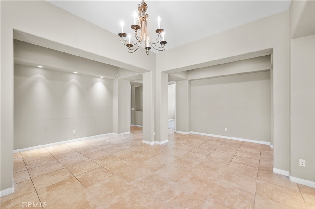 25055 Jack Rabbit Escondido, CA 92026 - Photo 11 of 61