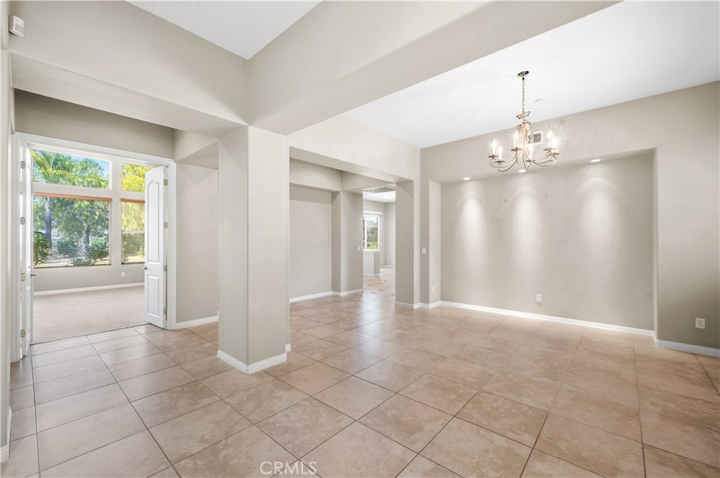 25055 Jack Rabbit Escondido, CA 92026 - Photo 10 of 61