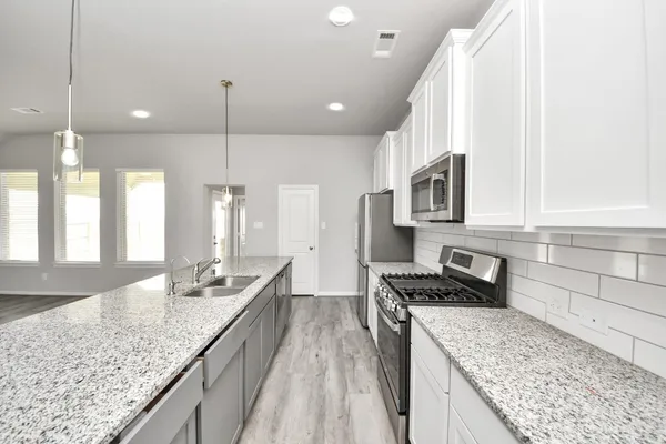 $2,700 | 859 Sarasota Shore Drive, Katy, TX 77493