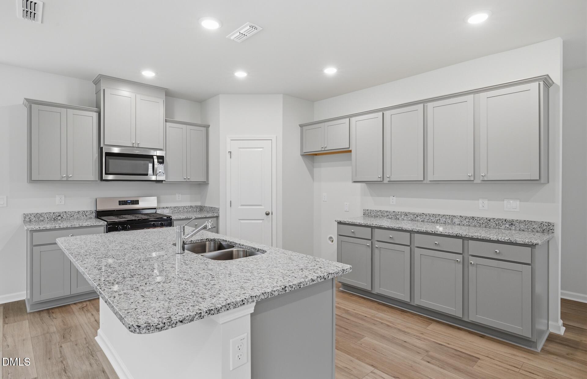 452 Havannah Road Garner, NC 27529 - Photo 6 of 32