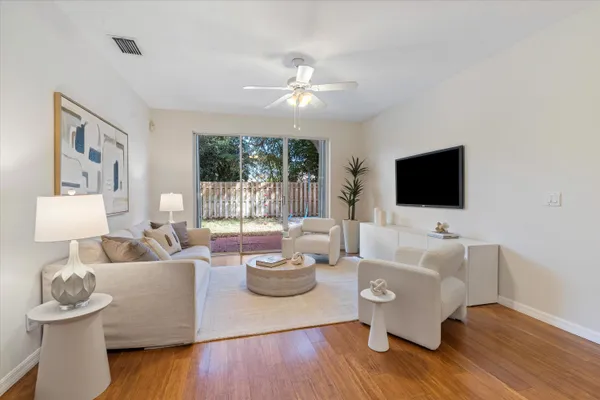 $520,000 | 4155 Northwest 1st Court, Delray Beach, FL 33445