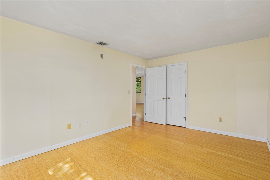 3524 West Shore Road, Unit 301 Warwick, RI 02886 - Photo 17 of 26 Gallery Image 17