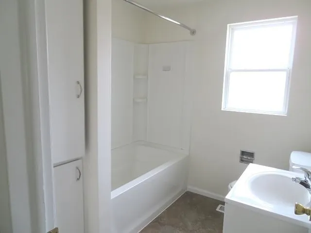 $320,250 | 1960 Brentwood Drive, Casper, WY 82604