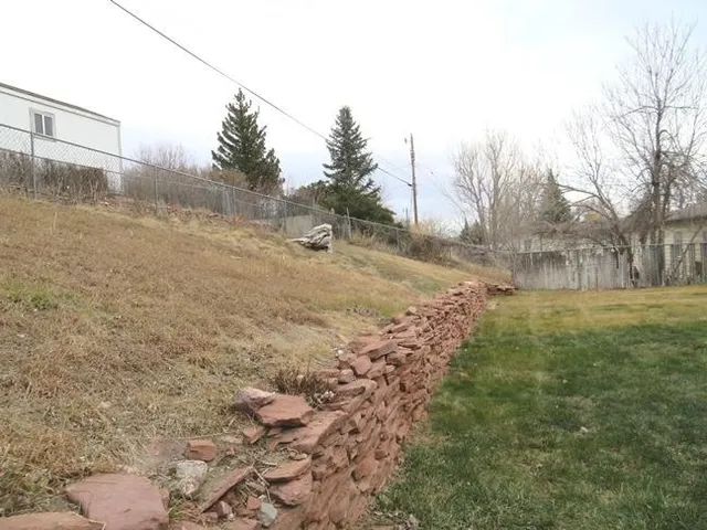 $320,250 | 1960 Brentwood Drive, Casper, WY 82604