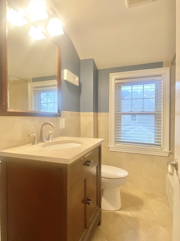 58 Ashworth Road Quincy, MA 02171 - Photo 20 of 31 Gallery Image 20