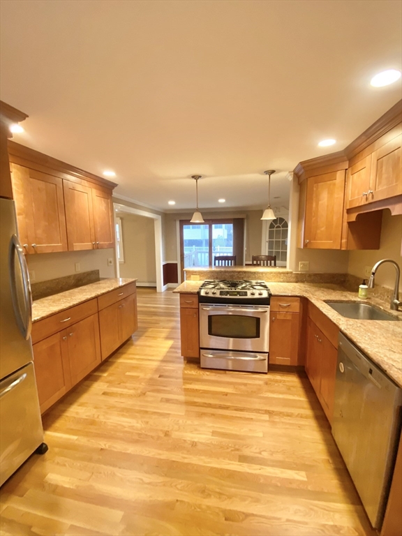 58 Ashworth Road Quincy, MA 02171 - Photo 6 of 31 Gallery Image 6