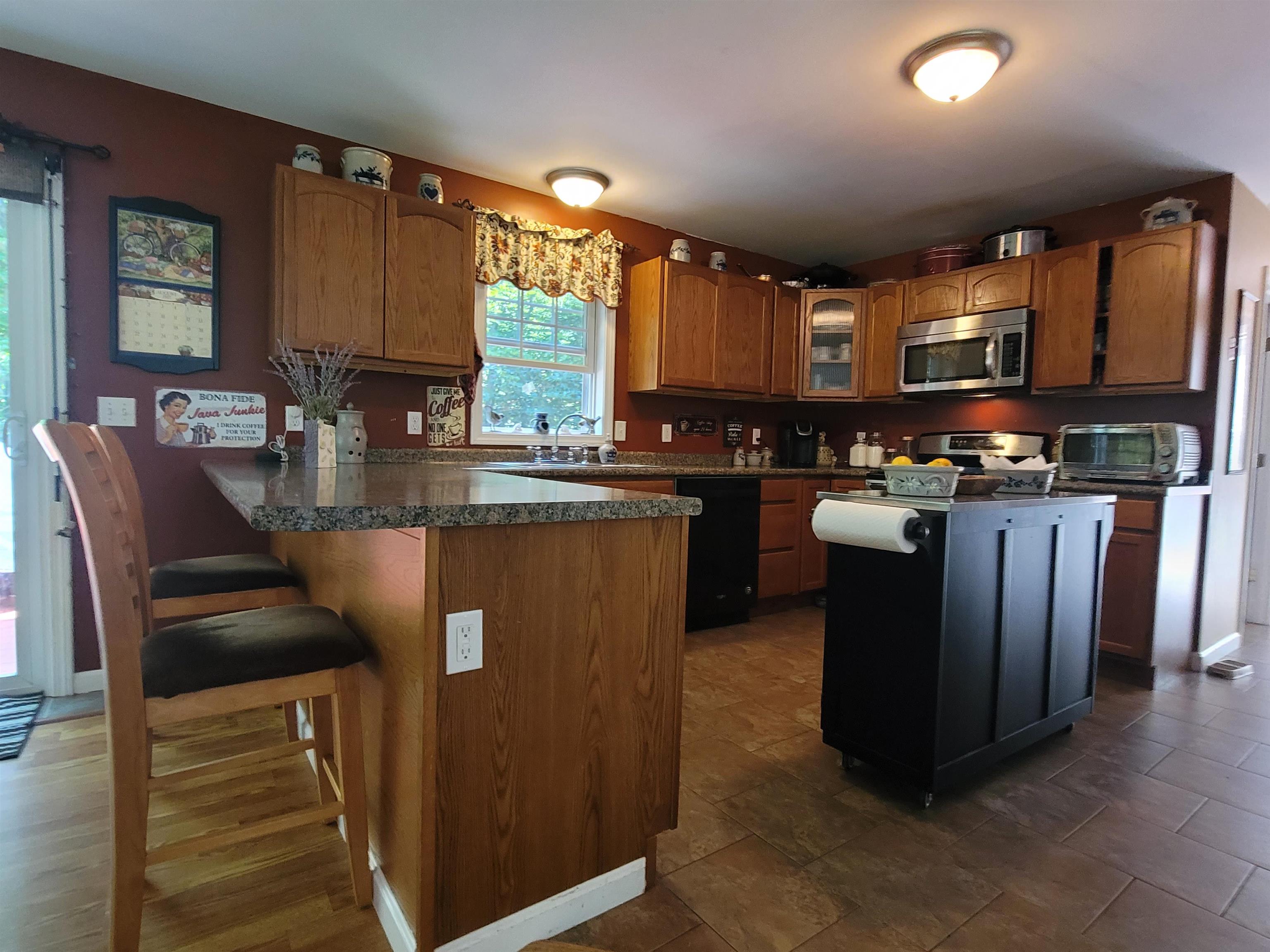 131 Lockes Corner Road Alton, NH 03809 - Photo 3 of 32