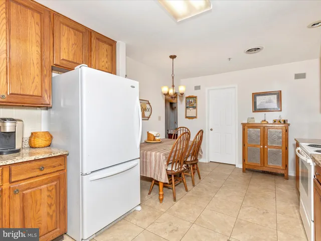 $2,400 | 2807 Carlisle Drive, Unit 29, New Windsor, MD 21776