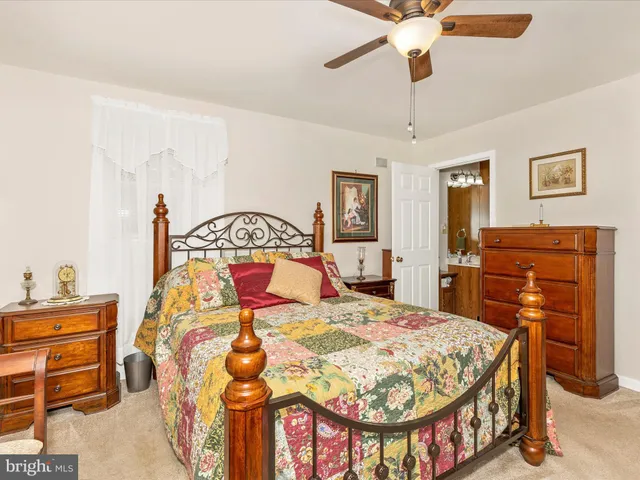 $2,400 | 2807 Carlisle Drive, Unit 29, New Windsor, MD 21776