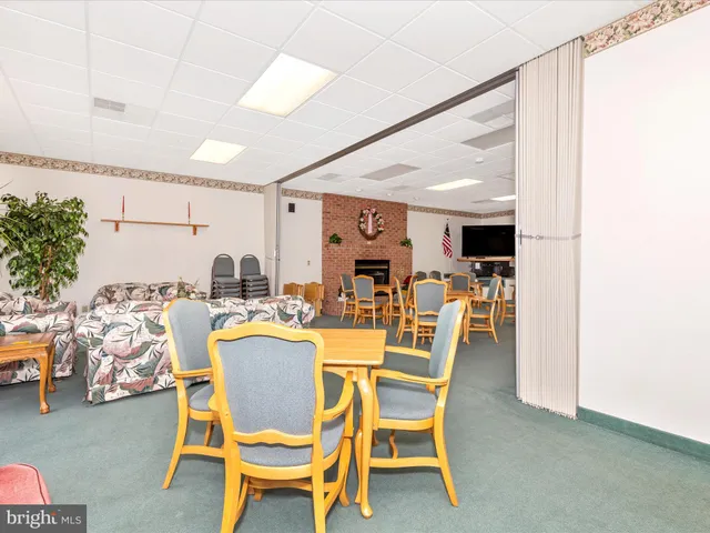 $2,400 | 2807 Carlisle Drive, Unit 29, New Windsor, MD 21776