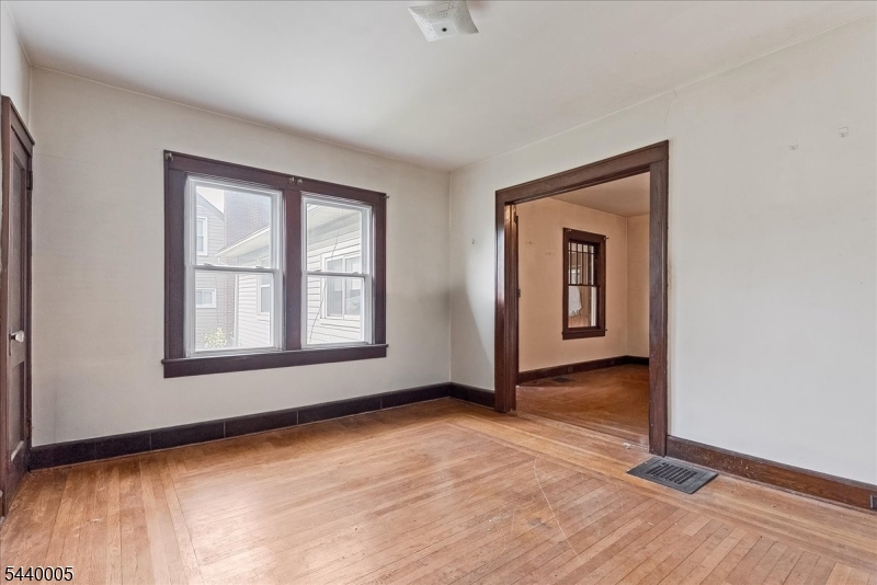 425 New Market Road, Unit 2 Piscataway, NJ 08854 - Photo 13 of 18