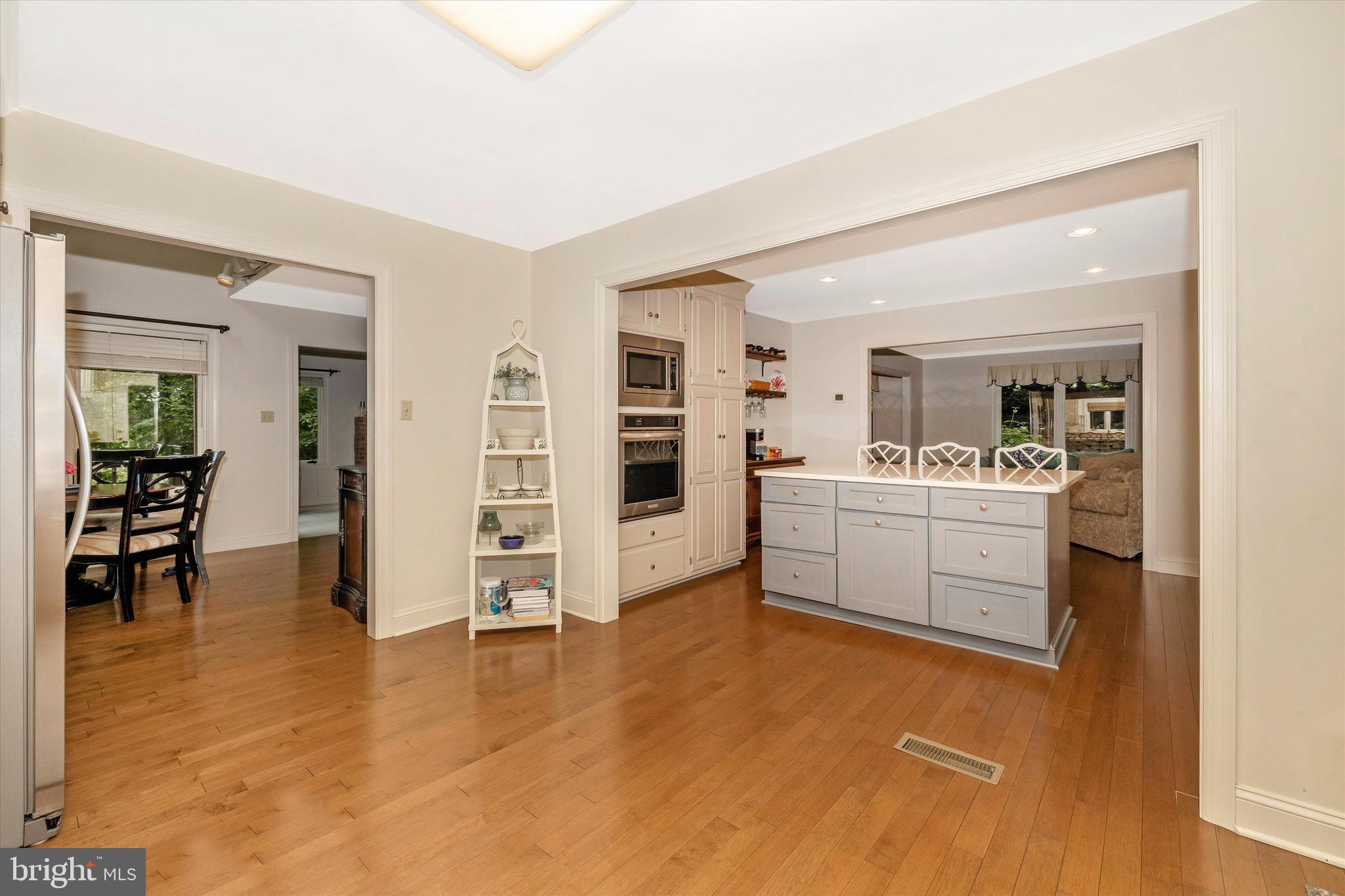 6799 Balmoral Ridge New Market, MD 21774 - Photo 13 of 39 View Kitchen to Extended Area and Breakfast Nook