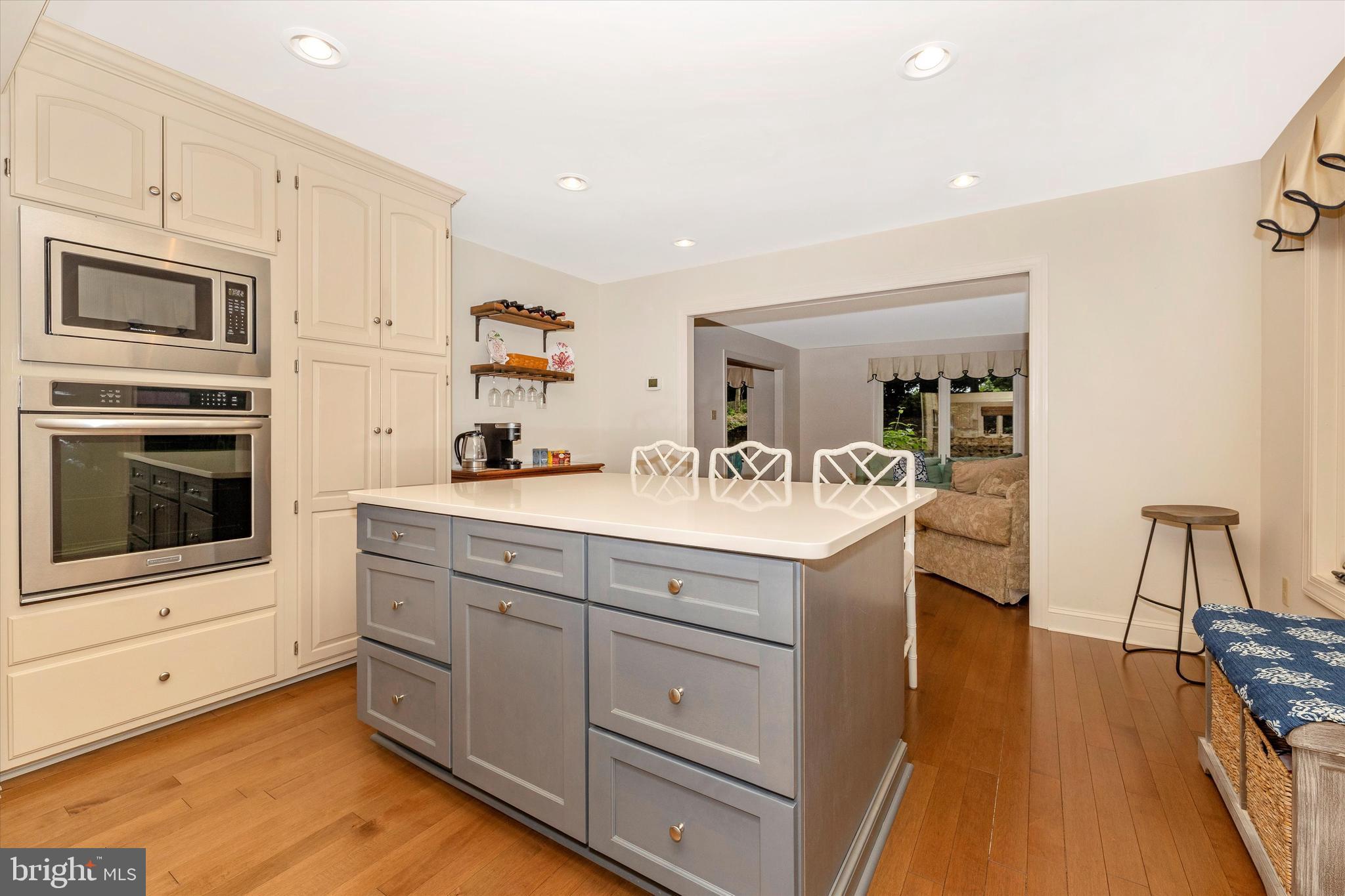 6799 Balmoral Ridge New Market, MD 21774 - Photo 8 of 39 Expanded Kitchen - Island with Seating