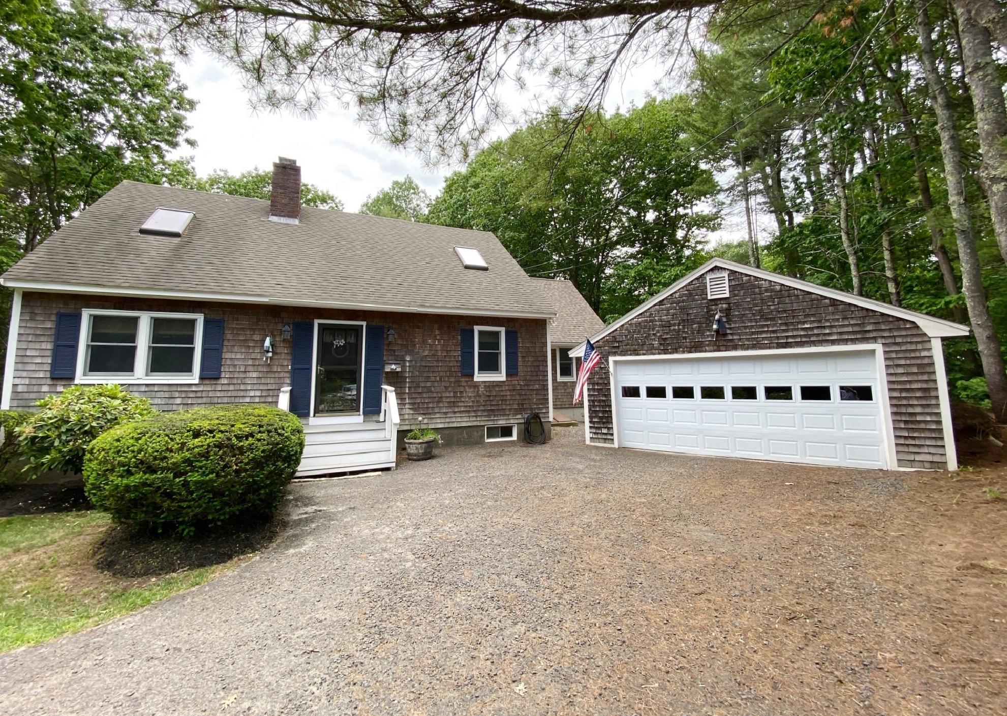 155 Sea Road Kennebunk, ME 04043 - Photo 3 of 33 11