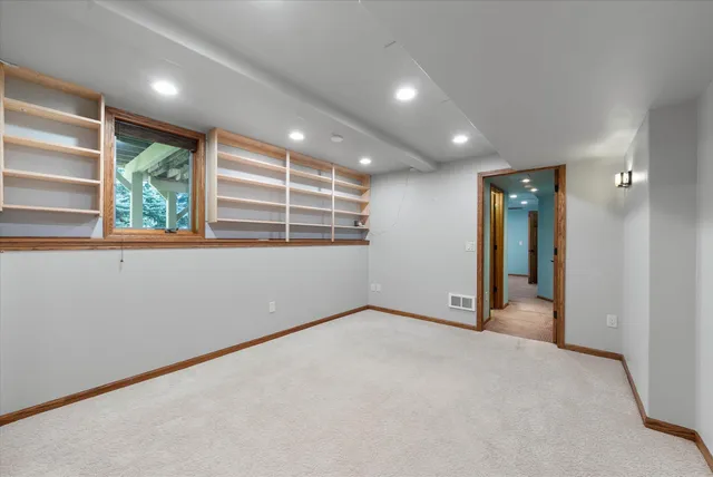 $589,000 | 2700 Wyngate Way, Waukesha, WI 53189