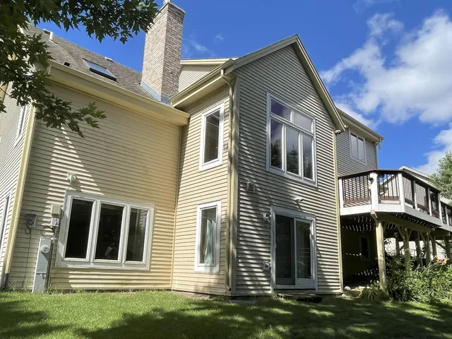 $589,000 | 2700 Wyngate Way, Waukesha, WI 53189