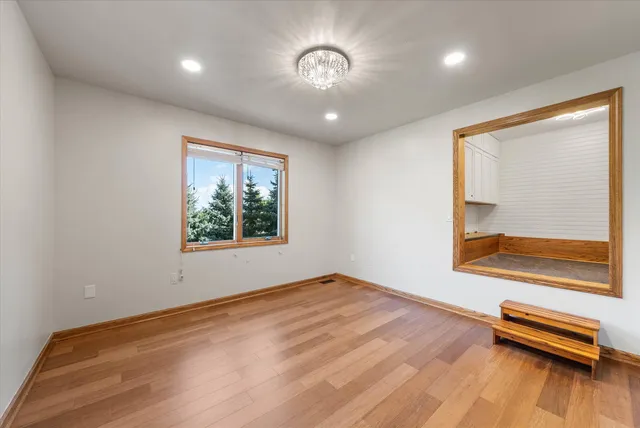 $589,000 | 2700 Wyngate Way, Waukesha, WI 53189