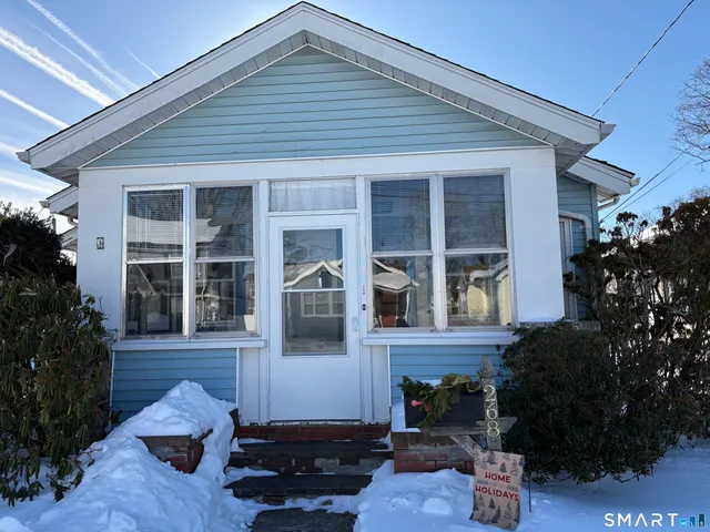 $329,000 | 268 3rd Avenue, West Haven, CT 06516