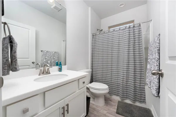 $2,400 | 2662 Westeros Street, Corpus Christi, TX 78415