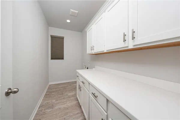 $2,400 | 2662 Westeros Street, Corpus Christi, TX 78415