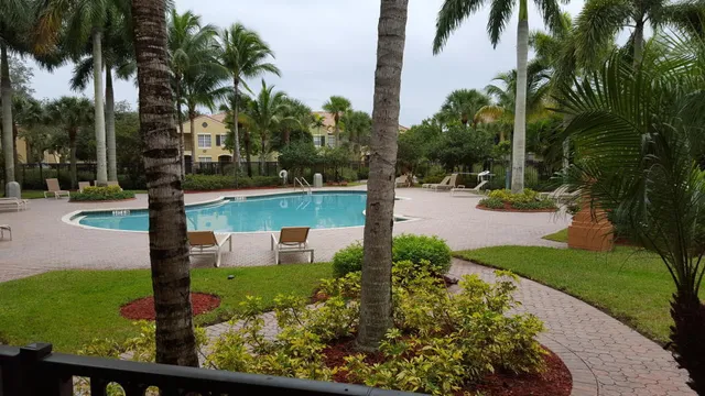 $1,700 | 10276 Fox Trail Road South, Unit 106, West Palm Beach, FL 33411