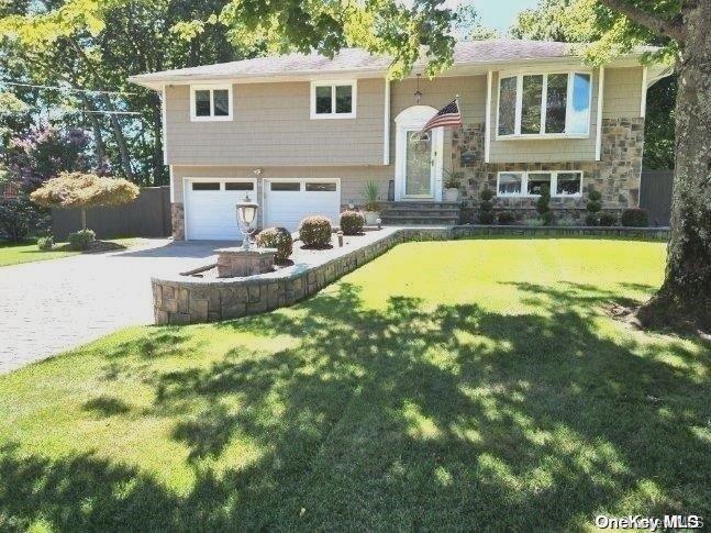 61 Craig Road Islip Terrace, NY 11752 - Photo 1 of 1 Gallery Image 1