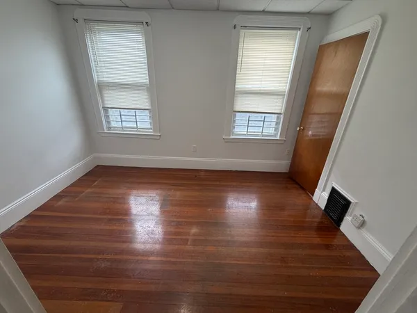 $3,000 | 1114 Bennington Street, Unit 3, Boston, MA 02128