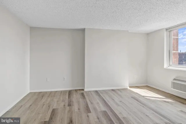 $2,470 | 1500 Locust Street, Unit 1B1804, Philadelphia, PA 19102