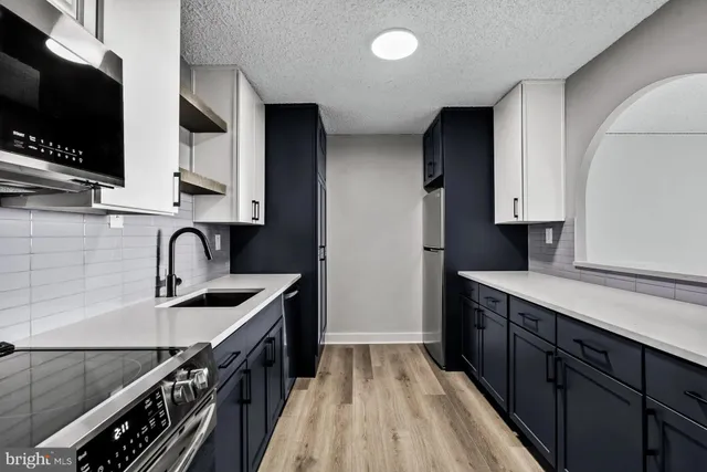 $2,470 | 1500 Locust Street, Unit 1B1804, Philadelphia, PA 19102