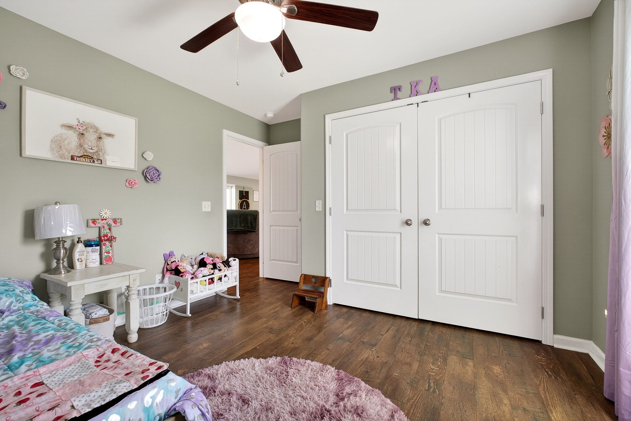 311 Valley Point Baxter, TN 38544 - Photo 29 of 37 a living room with furniture and wooden floor