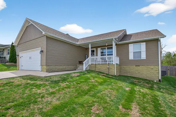 $309,900 | 311 Valley Point, Baxter, TN 38544