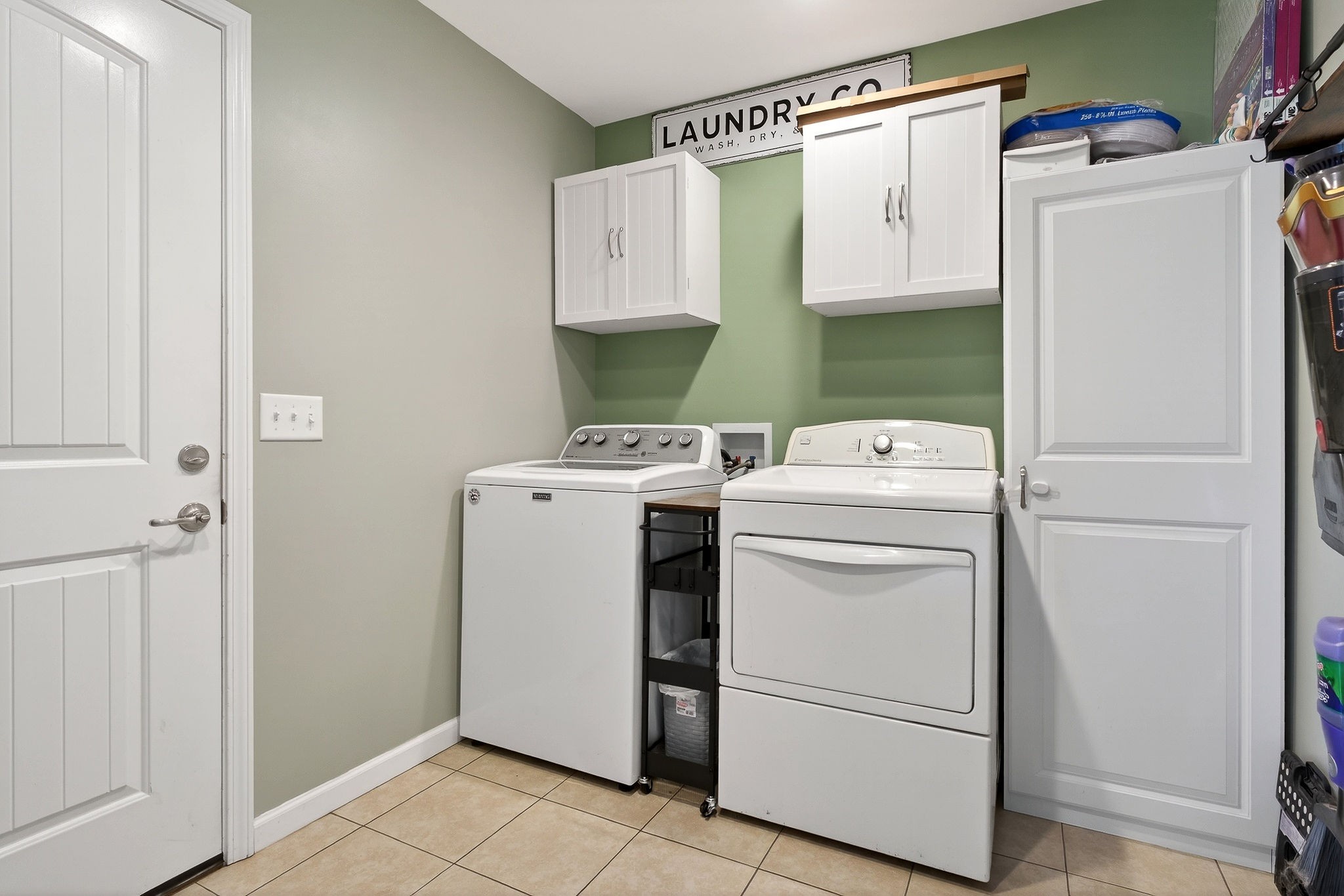311 Valley Point Baxter, TN 38544 - Photo 36 of 37 a utility room with dryer and washer