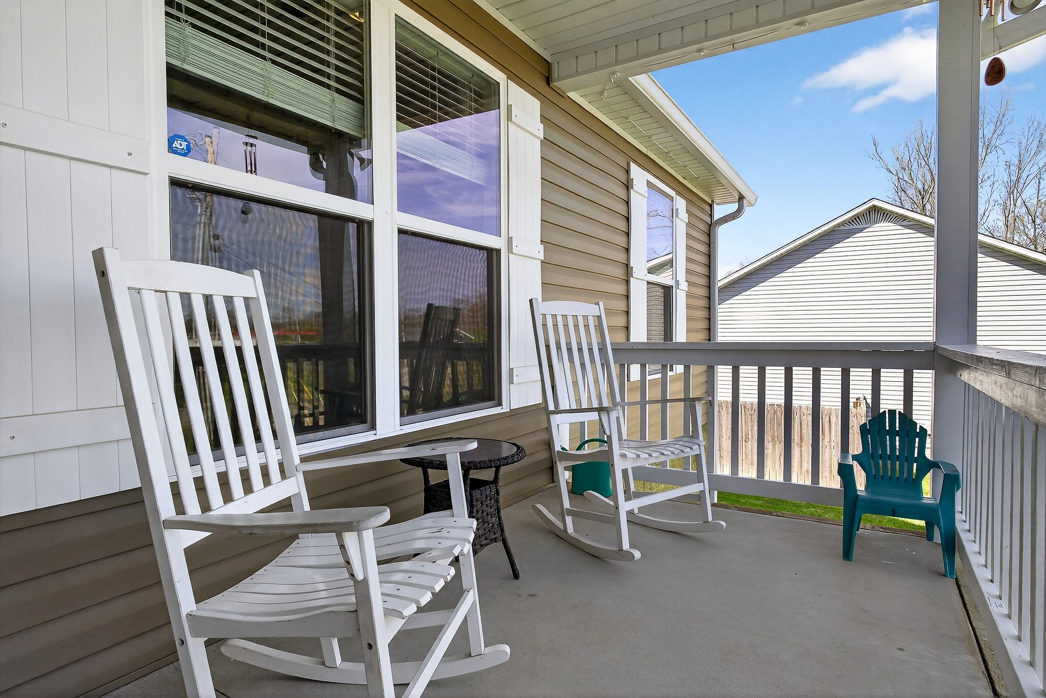311 Valley Point Baxter, TN 38544 - Photo 37 of 37 a view of a chair and table in the patio