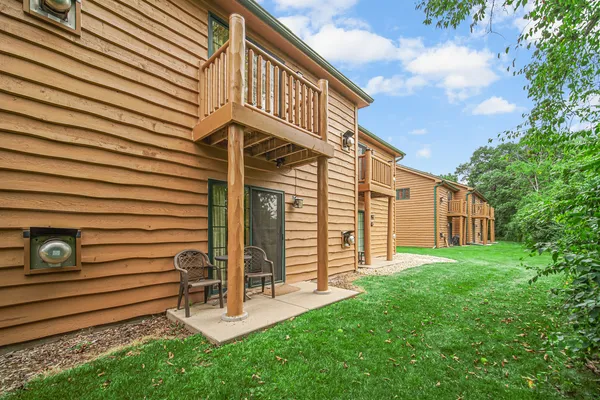 $1,800 | 2643 North Il Route 178, Unit U2, Utica, IL 61373