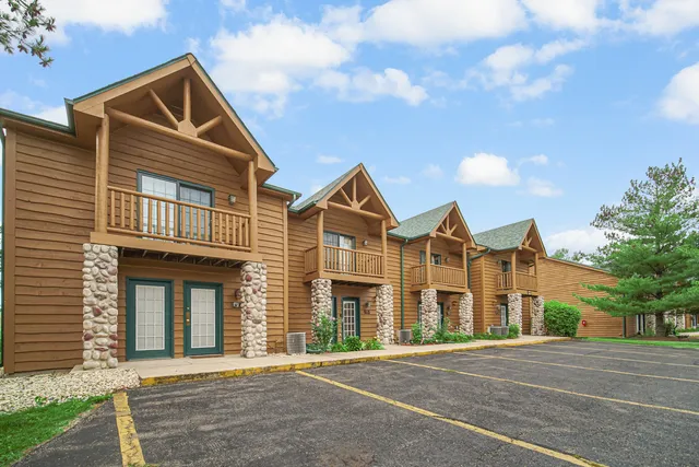 $1,800 | 2643 North Il Route 178, Unit U2, Utica, IL 61373