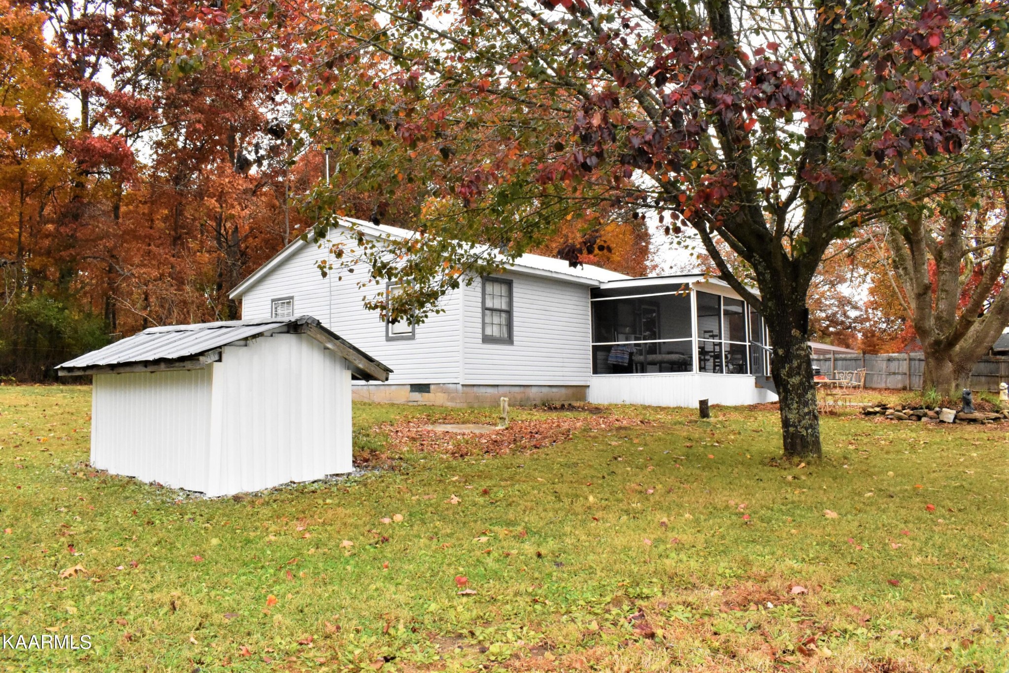 419 Stone Loop Crossville, TN 38571 - Photo 43 of 46 a house view with swimming pool in front of it