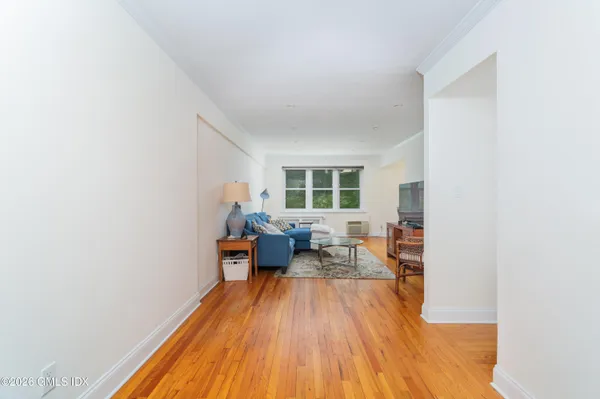 $3,200 | 52 Lafayette Place, Unit 1H, Greenwich, CT 06830