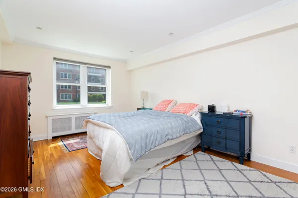 $3,200 | 52 Lafayette Place, Unit 1H, Greenwich, CT 06830