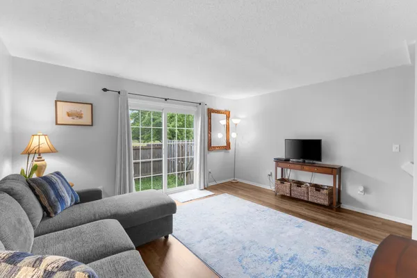 $224,900 | 1699 Ridgebury Drive, Unit 143E, Hilliard, OH 43026