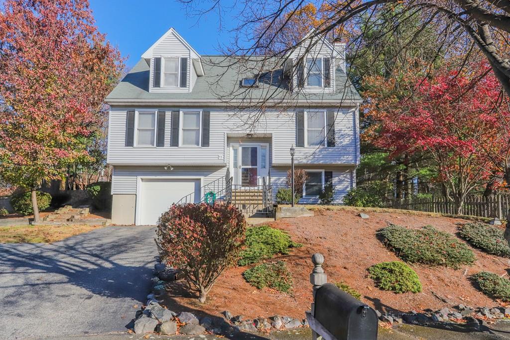 93 Kendrick Road Wakefield, MA 01880 - Photo 2 of 27