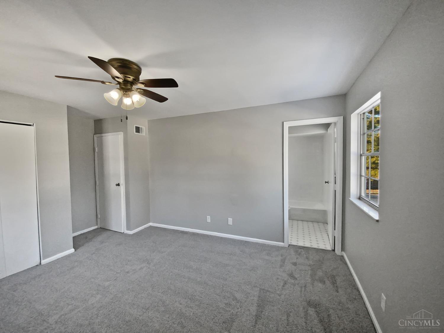1060 West Galbraith Road Cincinnati, OH 45231 - Photo 17 of 26 Gallery Image 17