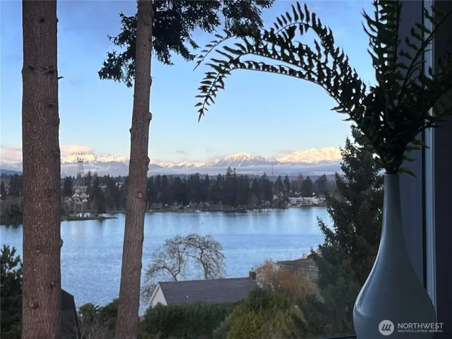 $725,000 | 1149 Wheaton Way, Bremerton, WA 98310