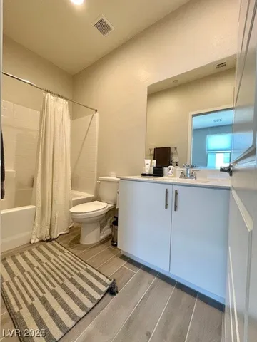 $440,000 | 11238 Essence Point Avenue, Unit 210, Las Vegas, NV 89135