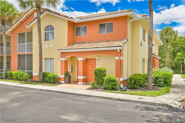 $1,850 | 6361 Aragon Way, Unit 208, Fort Myers, FL 33966