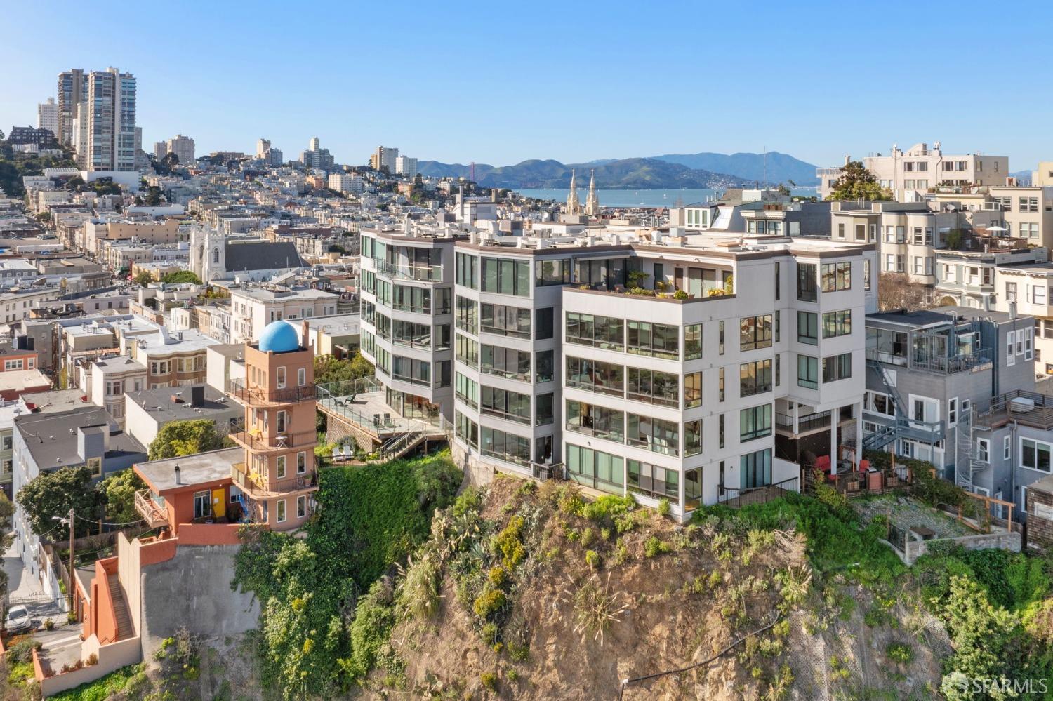 455 Vallejo Street, Unit PH6 San Francisco, CA 94133 - Photo 35 of 45 a view of a city with tall buildings